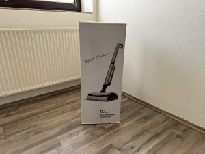 Verpackung des Kärcher FC7 Cordless Extra Hartbodenreinigers von vorne