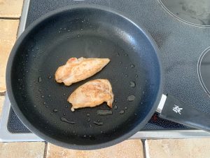 WMF Devil beschichtetes Pfannenset beim Braten