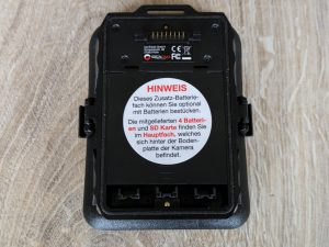 Zweites Batteriefach der SECACAM Wild-Vision Wildkamera, geschlossen