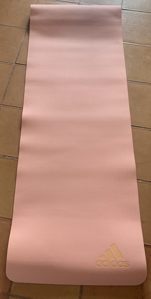 adidas ADYG-10300GB Yogamatte ausgerollt