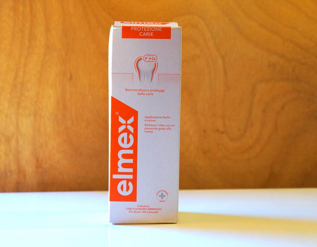 elmex Kariesschutz Mundspülung Verpackung