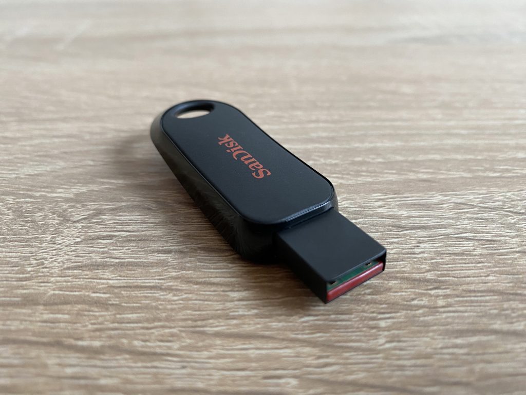 SanDisk Cruzer Snap USB-Stick Slide-Out-Stecker-2