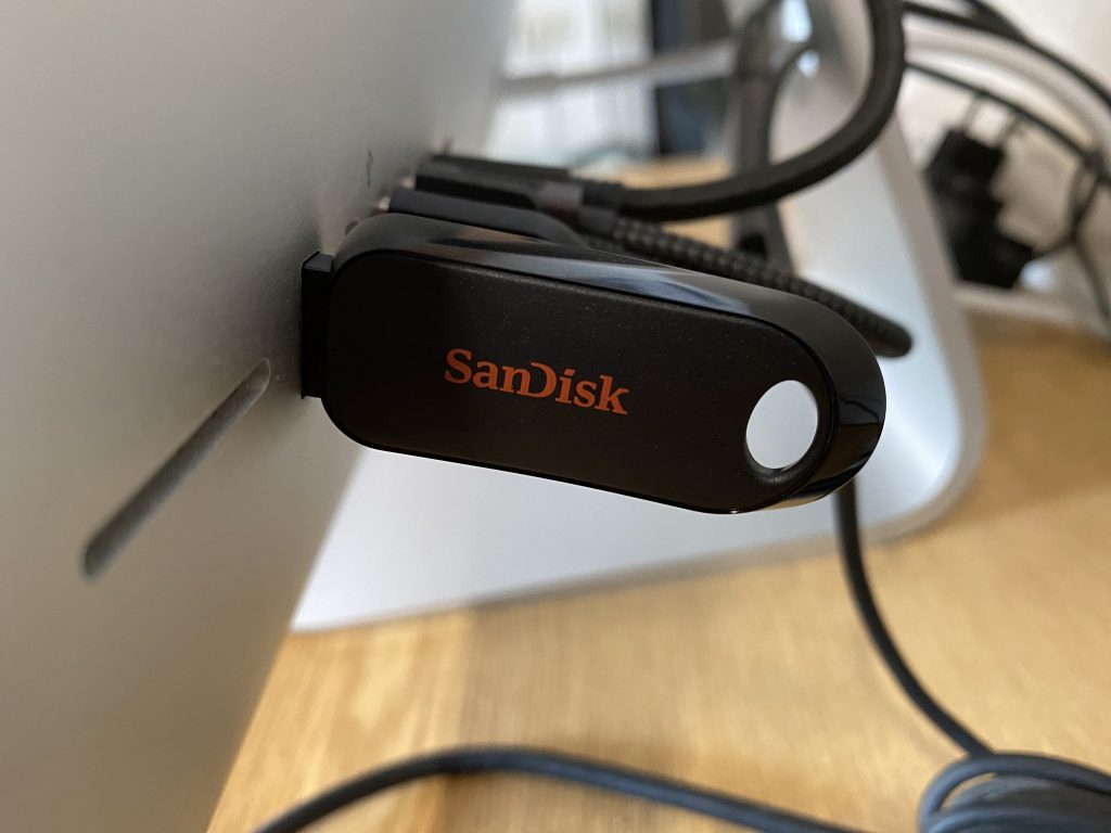 SanDisk Cruzer Snap USB-Stick am Computer angeschlossen