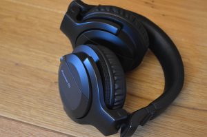 Pioneer DJ HDJ-CUE1 Over-Ear-Kopfhörer Zusammengeklappt
