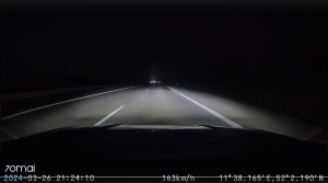 70mai A810 Dashcam Nachtaufnahme