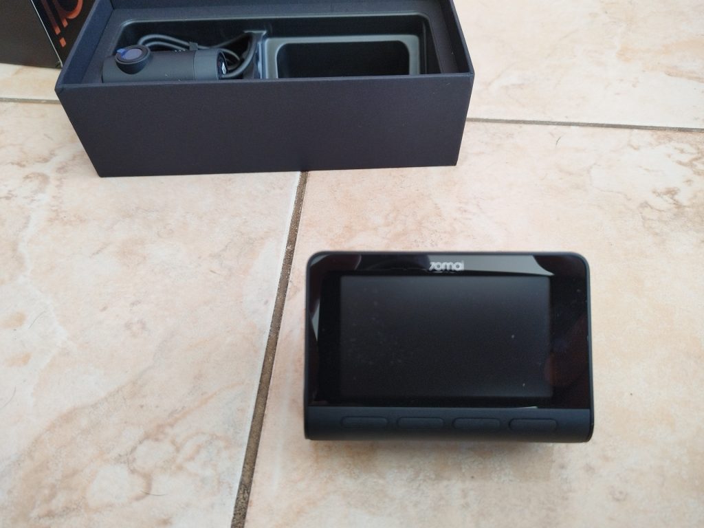 70mai-A810-Dashcam-ausgepackt-