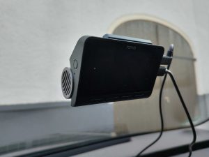 70mai A810 Dashcam montiert