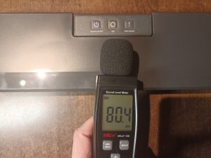 AEG VS4-1-4AG Vakuumierer, Messen der Lautstärke in Dezibel
