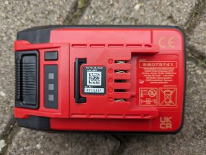 Akku des EInhell Hypresso Akku-Hochdruckreinigers von oben