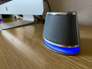 AmazonBasics V620 PC-Lautsprecher am Computer 2