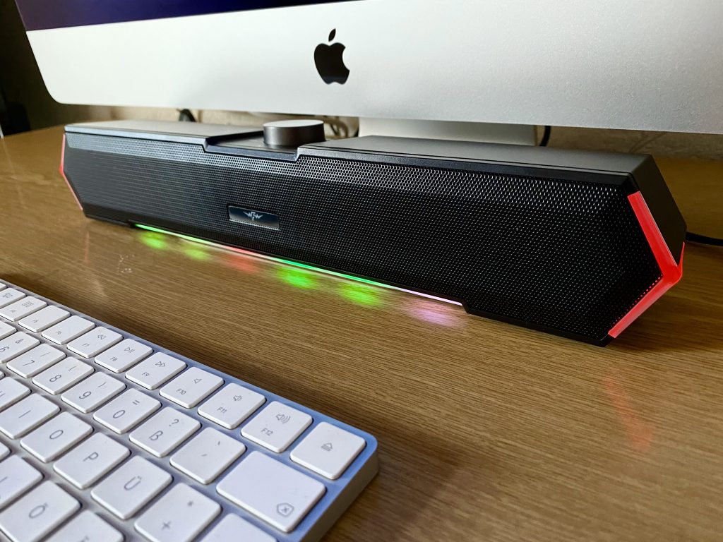 Bazivve V30 PC-Lautsprecher Detail Beleuchtung