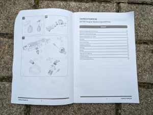 Bedienungsanleitung des Yard Force LW C02 AquaJet Akku-Hochdruckreiniger, geöffnet