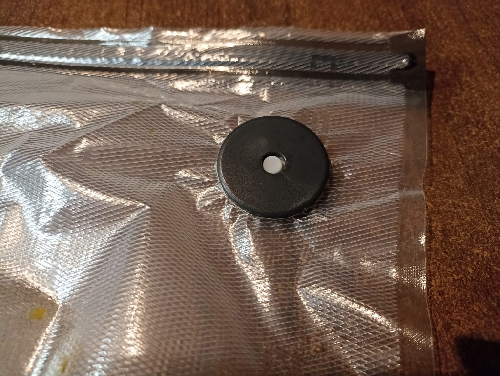 Caso Vacu OneTouch Vakuumierer, Ventil am Zip-Beutel