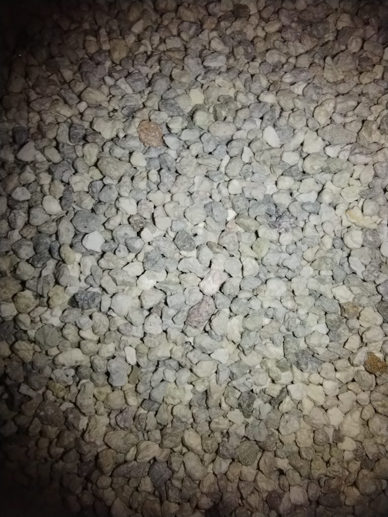 Catsan Ultra Plus Katzenstreu in der Nahansicht