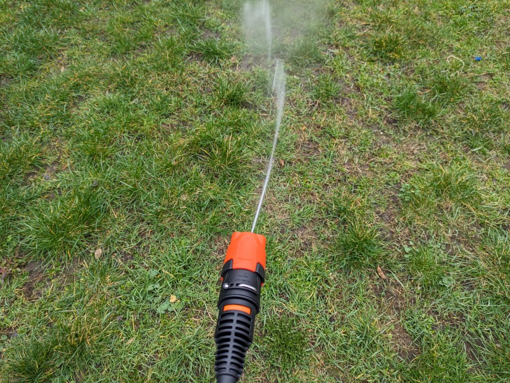 Dreckfräse des Yard Force LW C02 AquaJet Akku-Hochdruckreiniger, Sprühvehalten