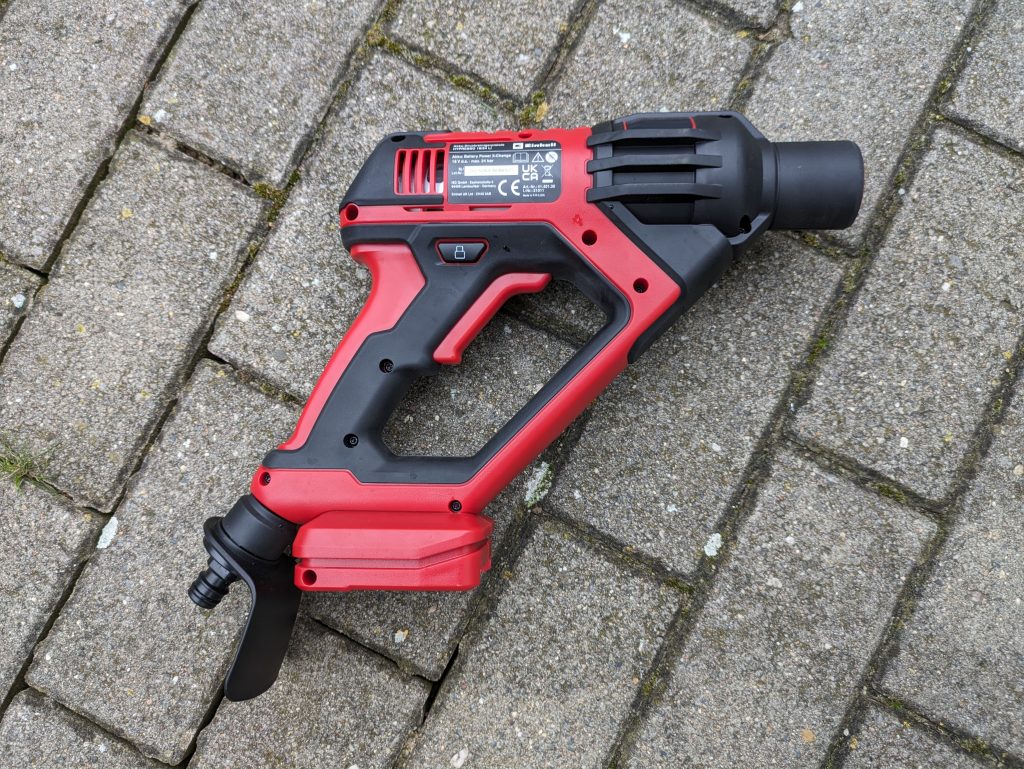 EInhell Hypresso Akku-Hochdruckreinigers von der Seite, nach rechts ausgerichtet