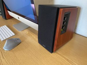Edifier R1700BT PC-Lautsprecher am Computer 2