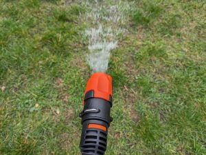 Grobe Düse des Yard Force LW C02 AquaJet Akku-Hochdruckreinigers, Sprühverhalten