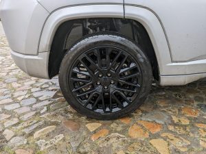 Hinterer Reifen nach der Reinigung mit dem EInhell Hypresso Akku-Hochdruckreiniger