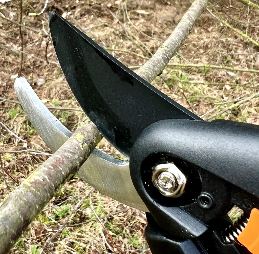 FISKARS SingleStep P26 Gartenschere