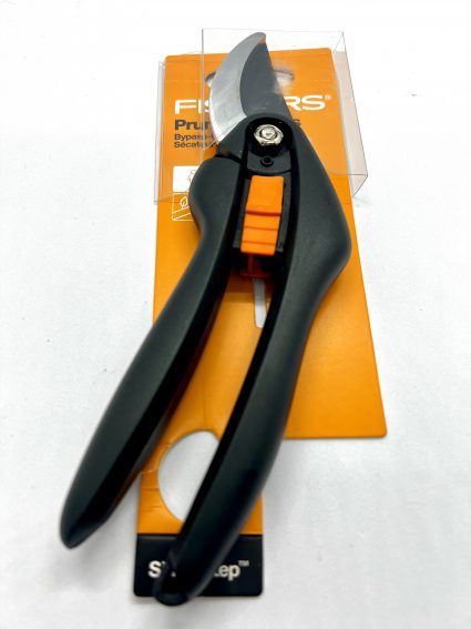 FISKARS SingleStep P26 Gartenschere in Originalverpackung