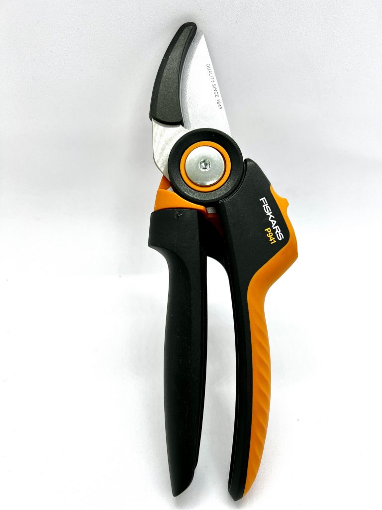 FISKARS P941 PowerGear Gartenschere