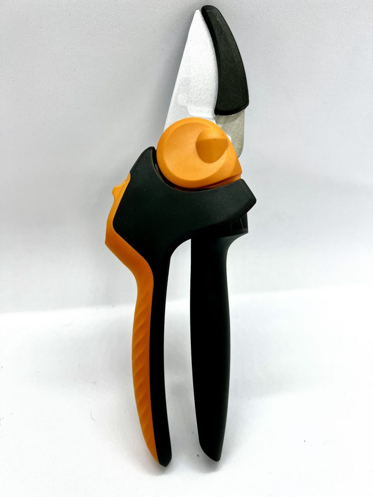 FISKARS P941 PowerGear Gartenschere Rückseite