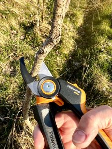FISKARS P941 PowerGear Gartenschere