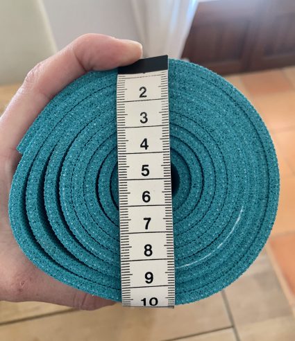 Jade Yoga Harmony Yogamatte Durchmesser zusammengerollt