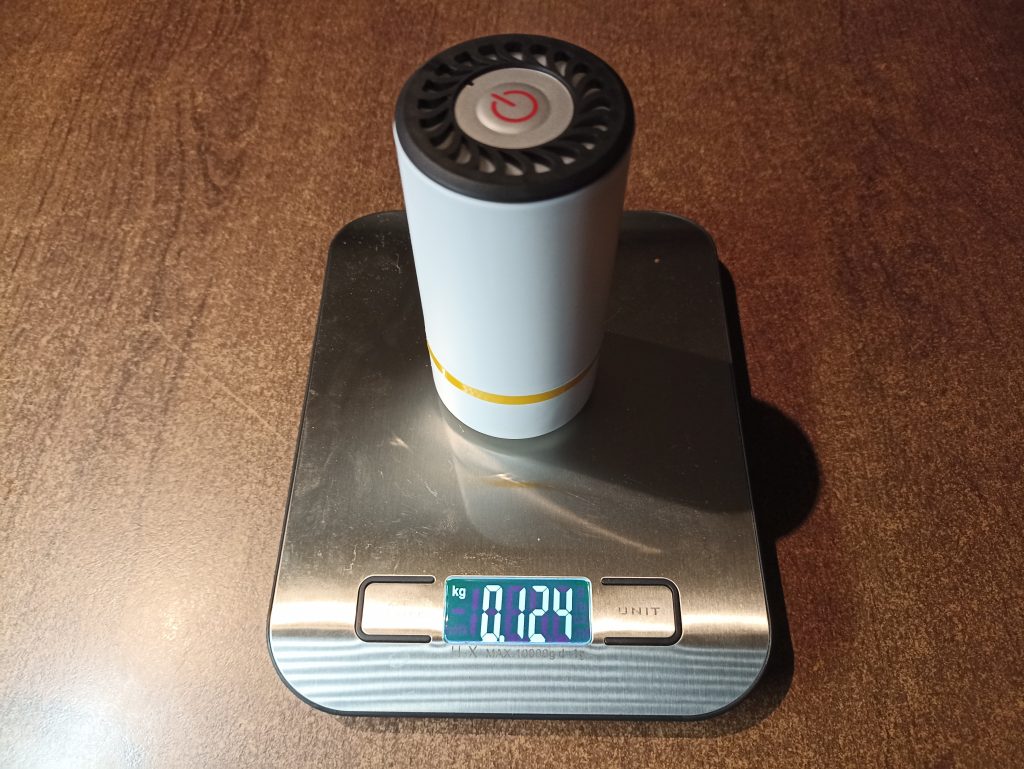 Uadme K02 Vakuumierer, Wiegen auf der Waage