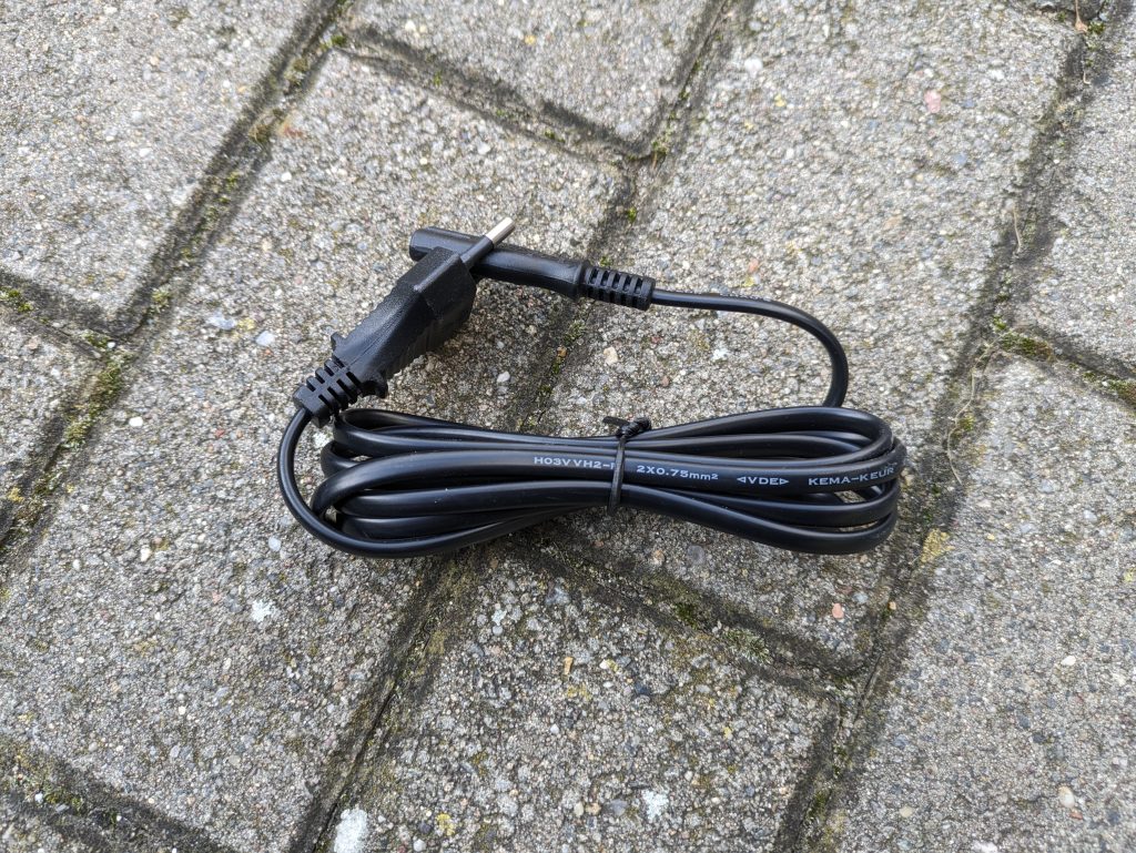 Kabel des Ladegerätes des Kärcher KHB 6 Akku-Hochdruckreinigers