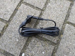 Kabel des Ladegerätes des Kärcher KHB 6 Akku-Hochdruckreinigers