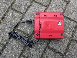 Ladegerät des EInhell Hypresso Akku-Hochdruckreinigers von unten