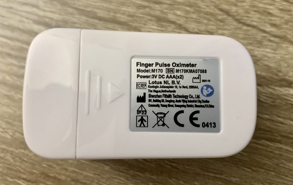 MOMMED Pulsoximeter von unten