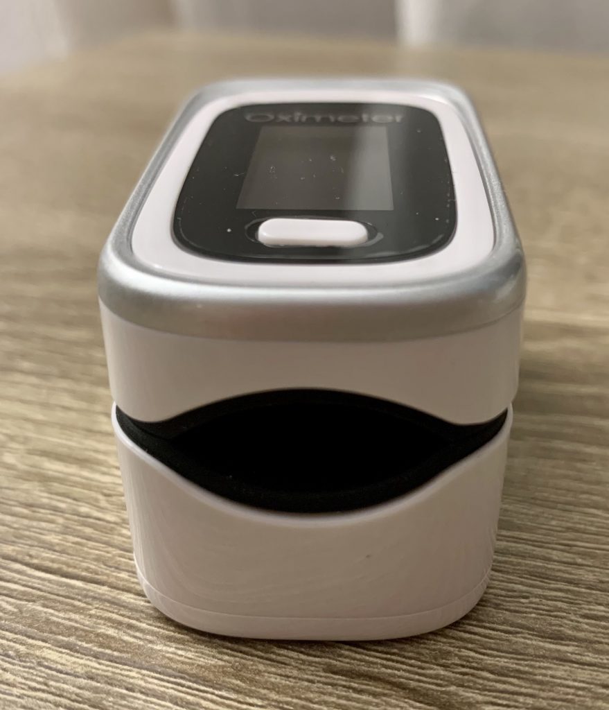 MOMMED Pulsoximeter von vorne