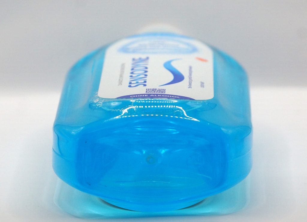 Sensodyne Cool & Fresh Flaschenboden