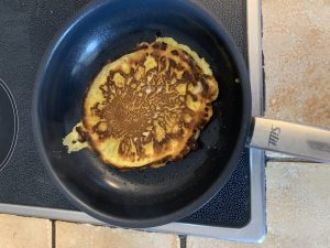 Silit Talis beschichtete Pfanne beim Braten von Pfannkuchen mit mittlerer Hitzezufuhr