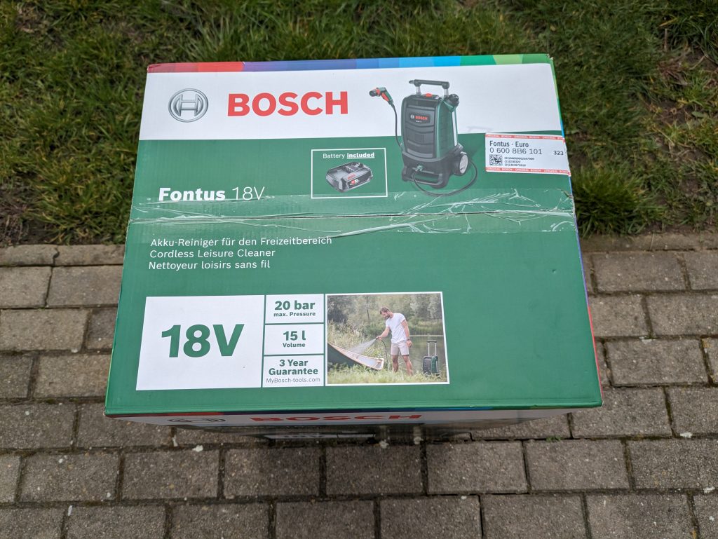 Verpackung des Bosch Fontus Akku-Hochdruckreinigers von oben