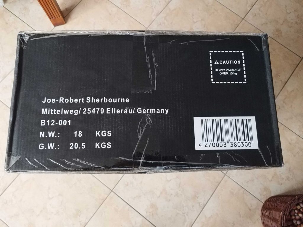 Verpackung des CLOUVOU B12 001 CleverSeat Bürostuhls von der Seite