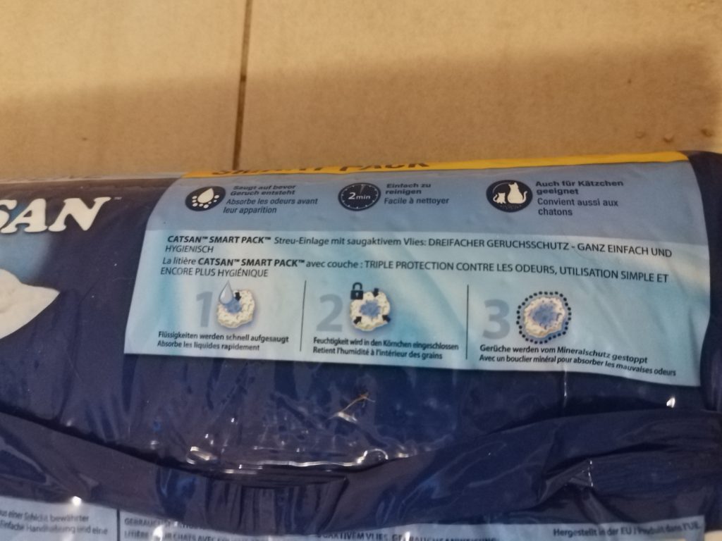 Verpackung-des-Catsan-Hygiene-Plus-Smart-Pack-Katzenstreu-von-unten