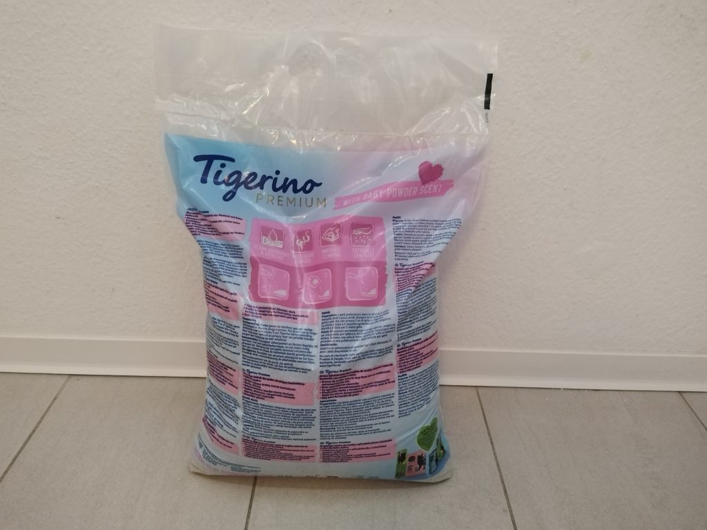 Verpackung-des-Tigerino-Katzenstreu-von-hinten