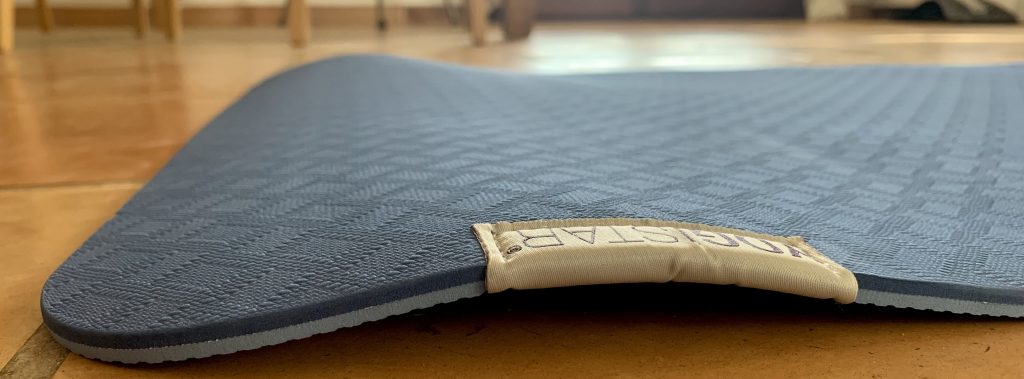 YOGISTAR YOGIMAT® PRO Yogamatte nahezu glatte Seite