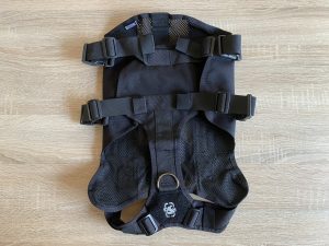 OneTigris No-Pull Hundegeschirr Unterseite