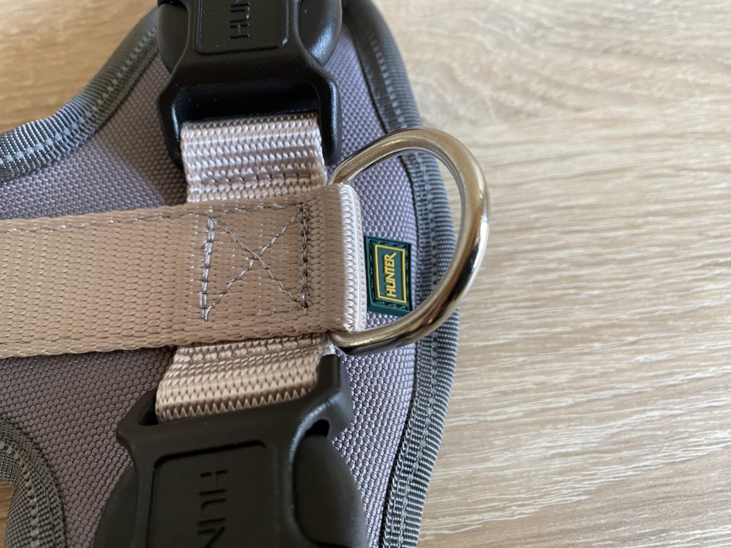 Hunter Neopren Hundegeschirr Detail Öse