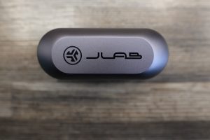 Jlab Epic Lab Edition Bluetooth-Kopfhörer Lasecase von oben