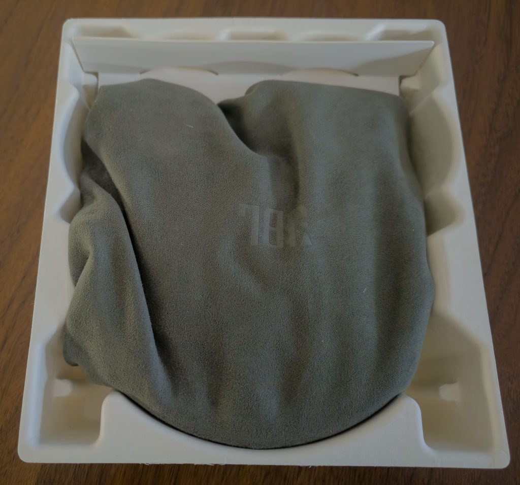 JBL LIVE770NC Bluetooth-Kopfhörer Kartoninhalt