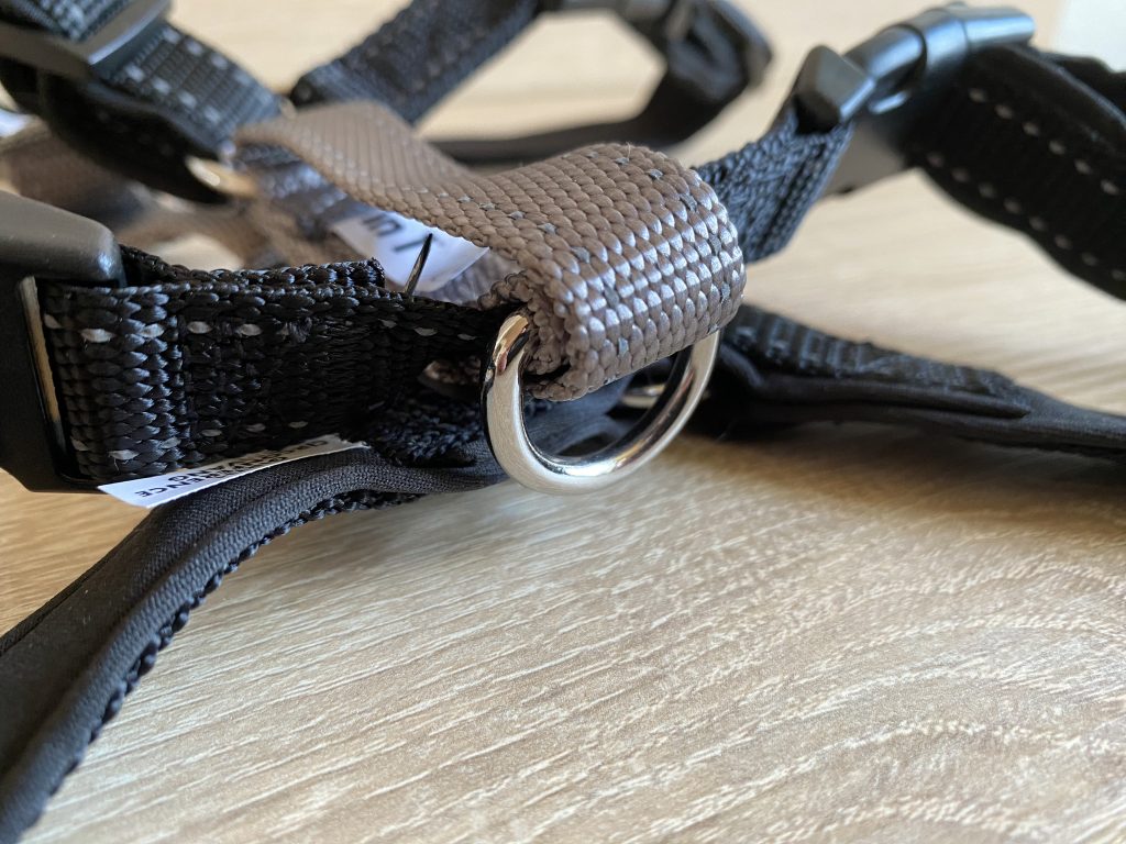 PetSafe 3-in-1 Hundegeschirr Detail Öse Oberseite