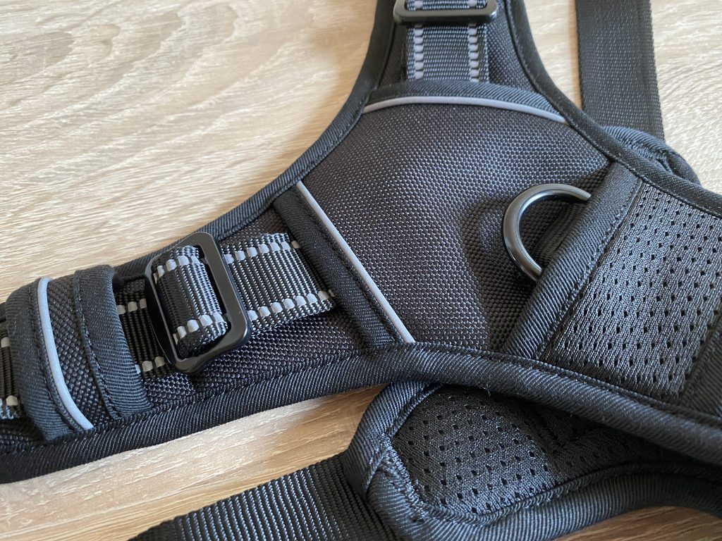 Rabbitgoo DTCW006 Hundegeschirr Detail Öse Vorderseite