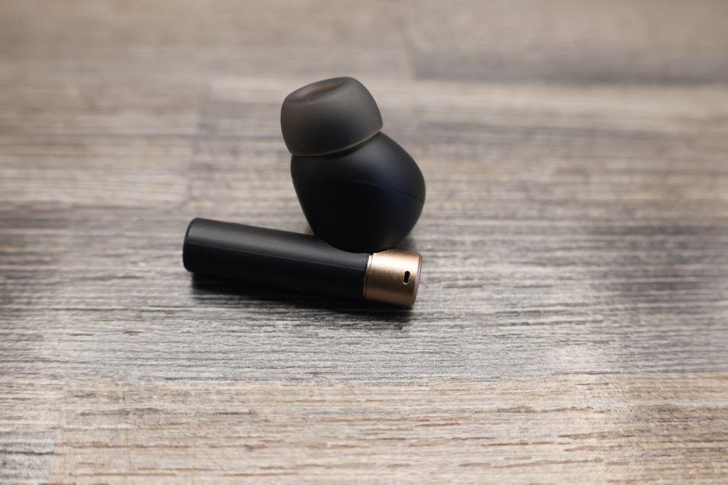 1More PistonBuds Pro Q30 Bluetooth-Kopfhörer Bud