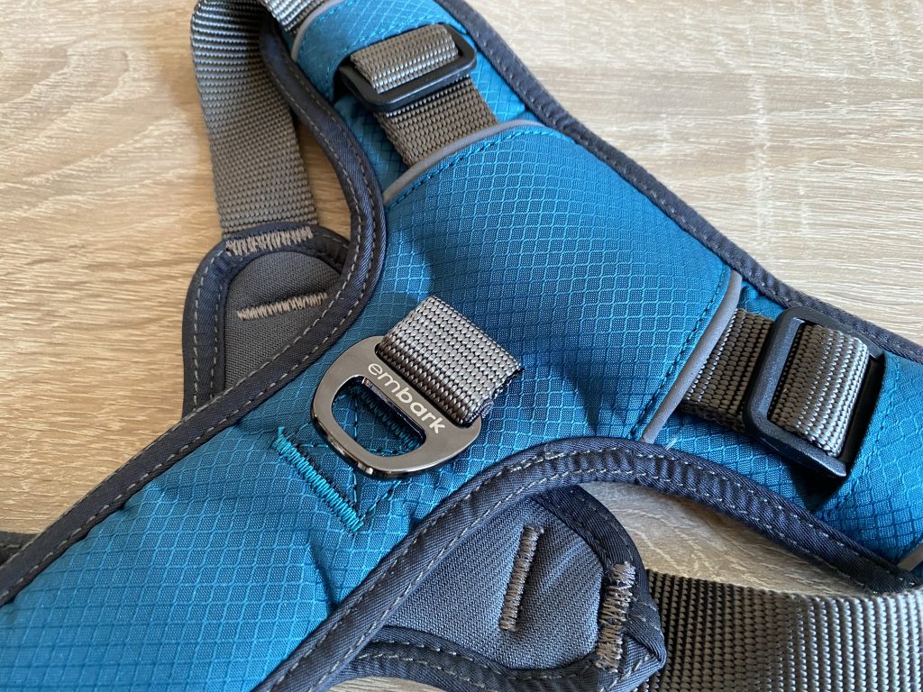 Embark No-Pull Hundegeschirr Detail Öse Vorderseite